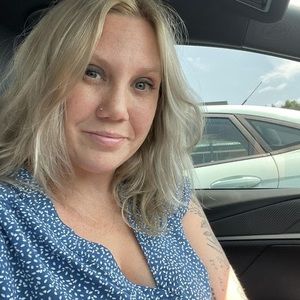 Meet your Posher, Carrie